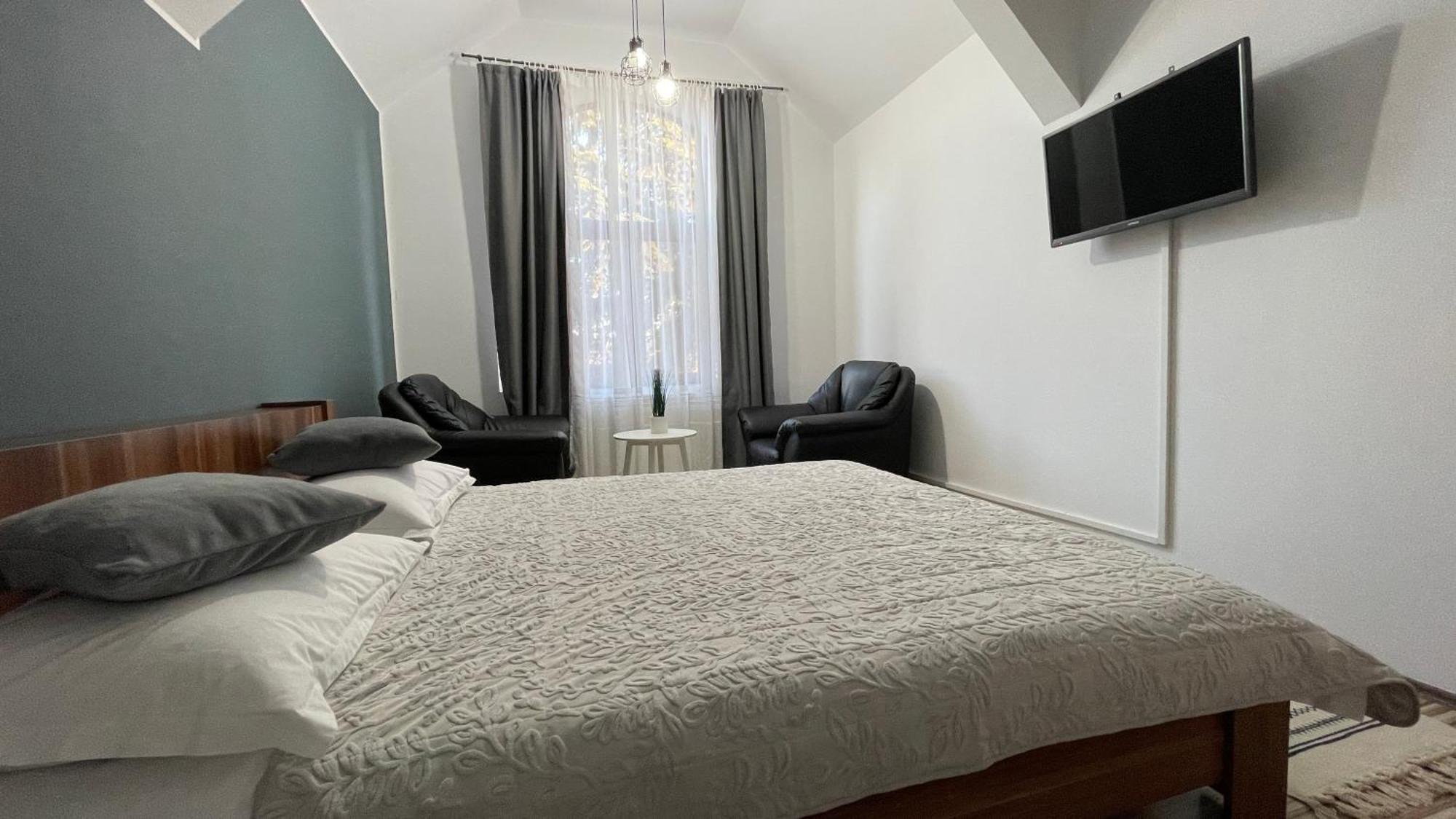 Villa La Poarta Cetatii à Alba Iulia Extérieur photo